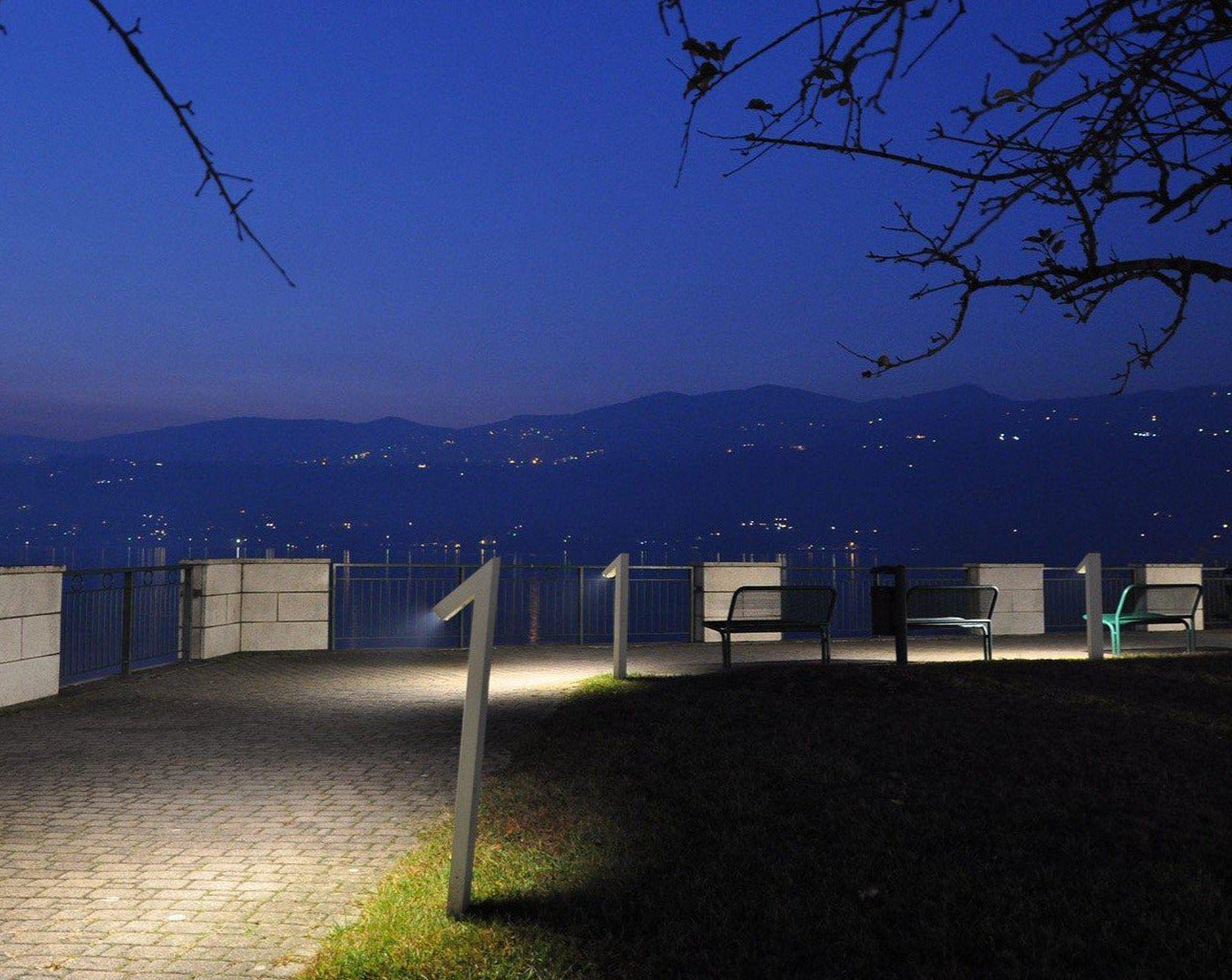 Artemide Chilone Outdoor Floor Lamp