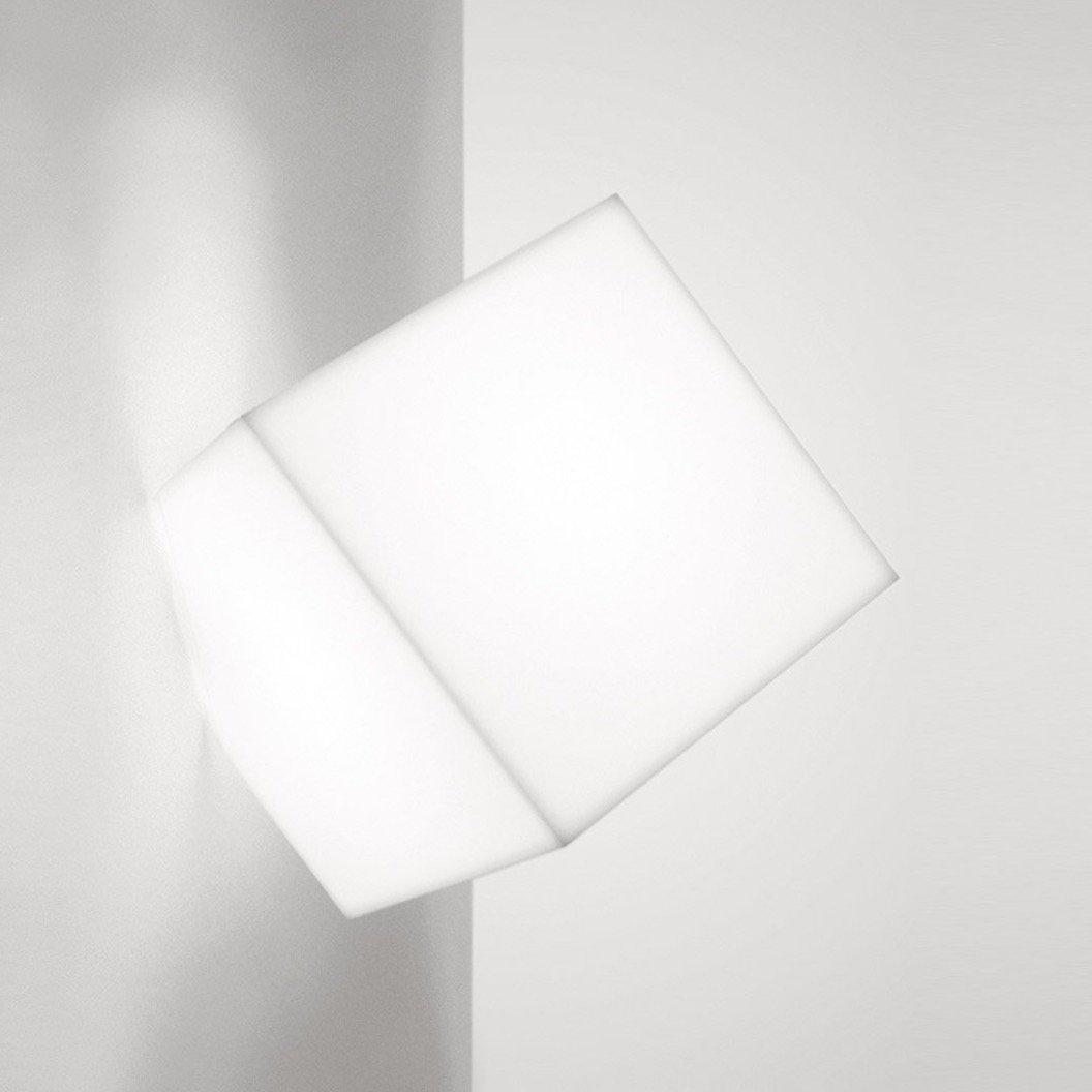 Artemide Edge 21 Wall / Ceiling Light