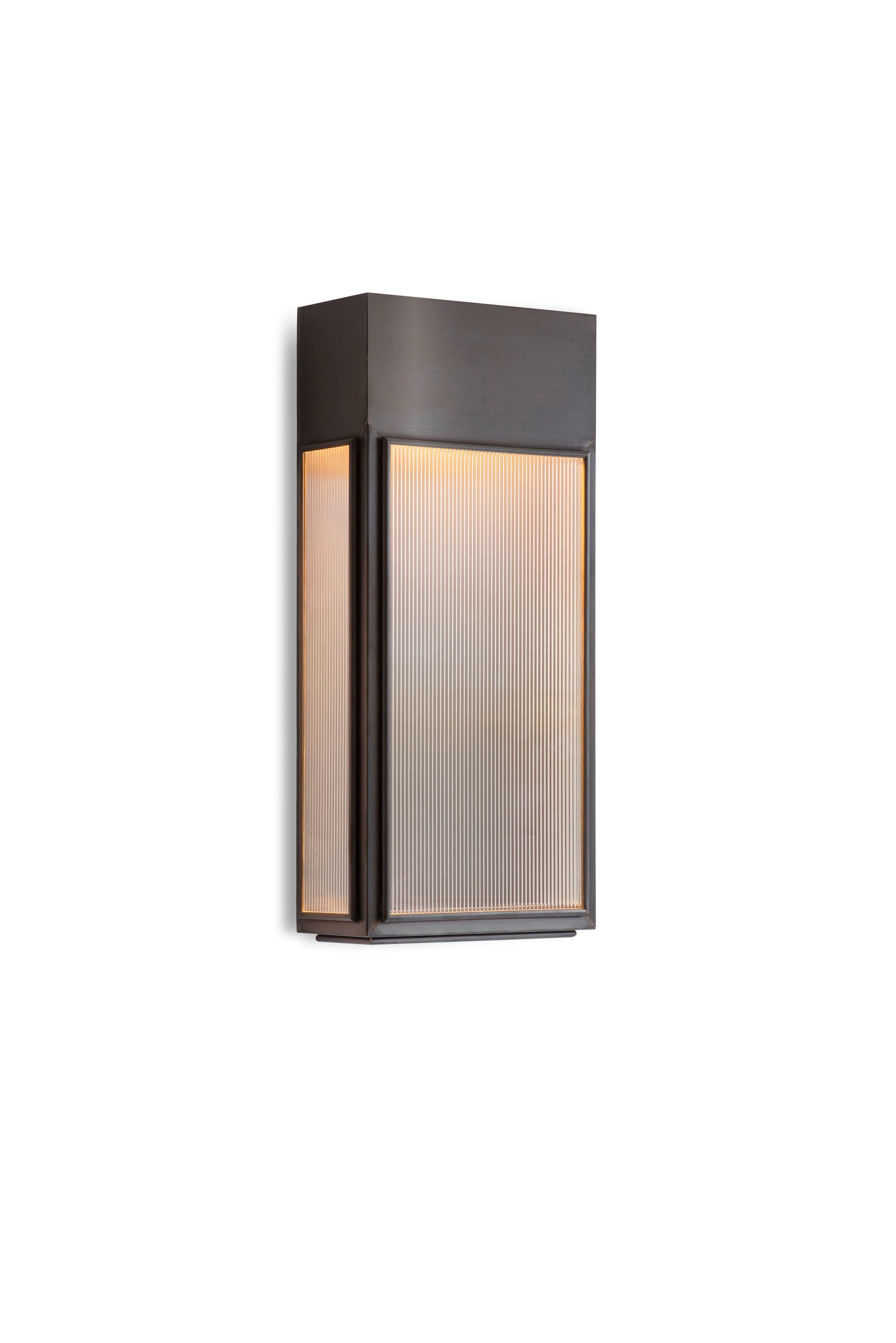 J. Adams & Co Willow Outdoor Wall Light