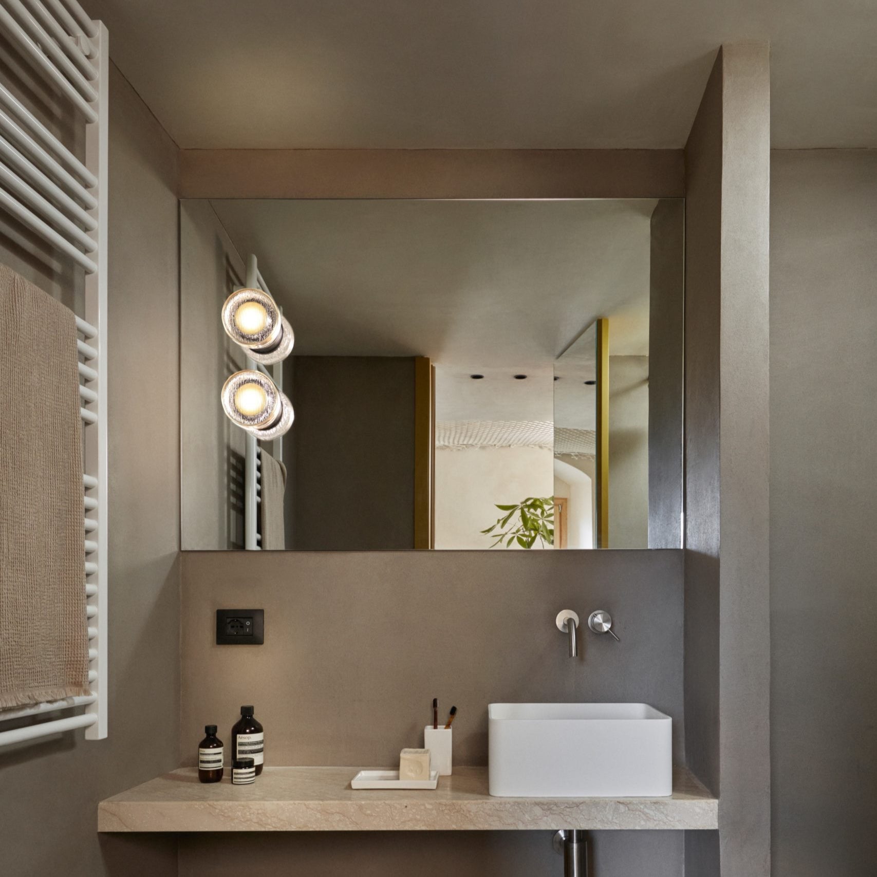 Marset Roc Wall Light