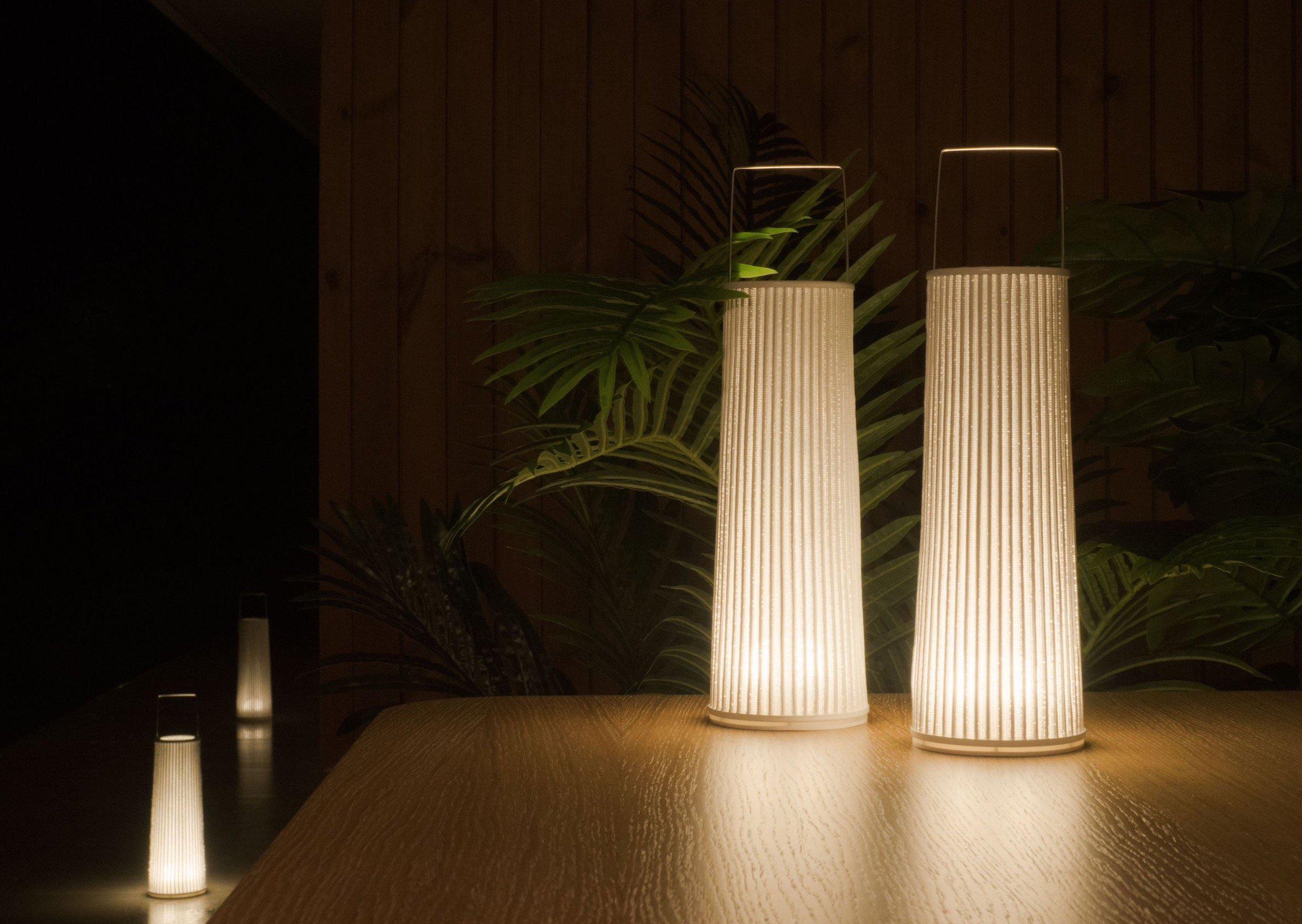 a-emotional light Hipatia Portable Table Lamp